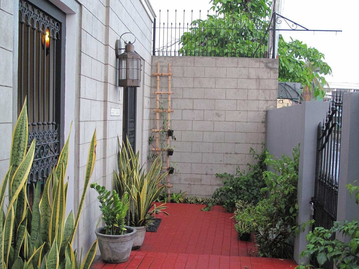 Casita Aurora Bed And Breakfast Legazpi Kültér fotó
