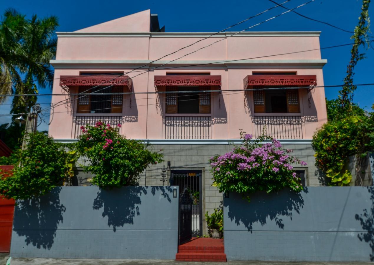 Casita Aurora Bed And Breakfast Legazpi Kültér fotó